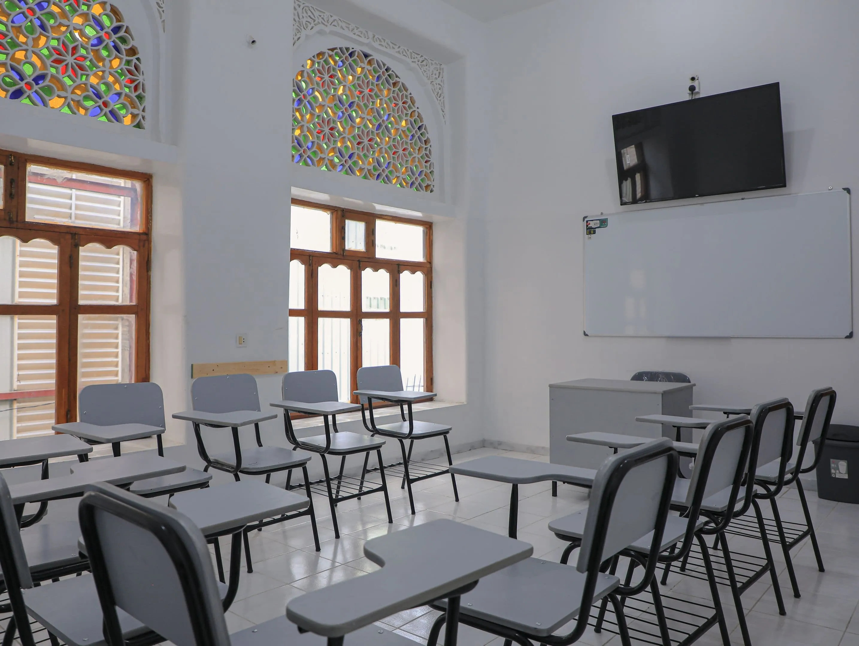 Our big class sizes ensure that you get the personalized attention you need.