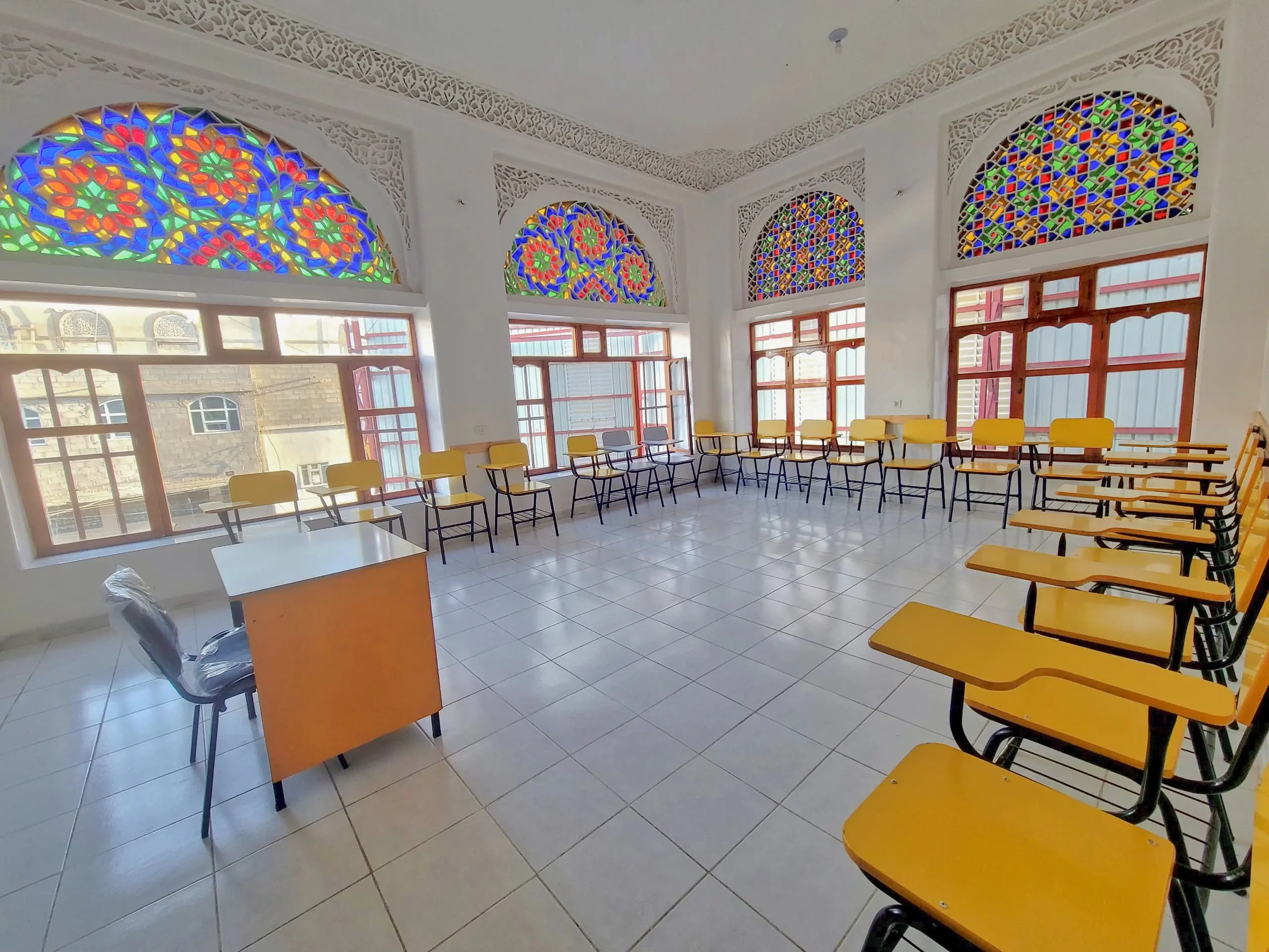 Our big class sizes ensure that you get the personalized attention you need.